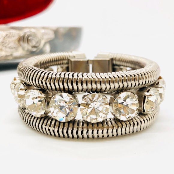 Gorgeous Vintage Crystal Bracelet UNIQUE! - Picture 3 of 13